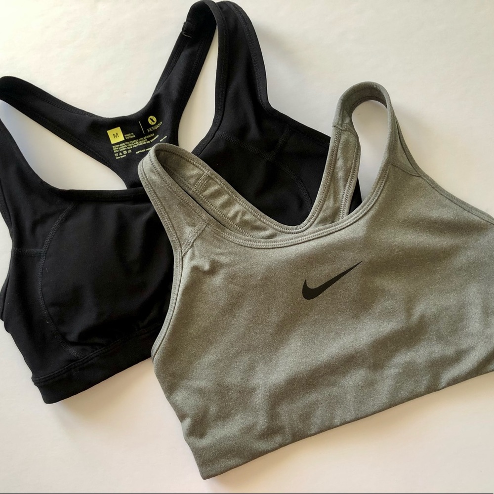 2 Medium Sportsbras